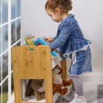 Bibliothèque Porte-Livres Dove 2 Niveaux - Bois Naturel et Blanc avec Poignées de Transport Montessori - Rangement Chambre Enfant Cozy Kids | Mobilier Organisation Bois Naturel