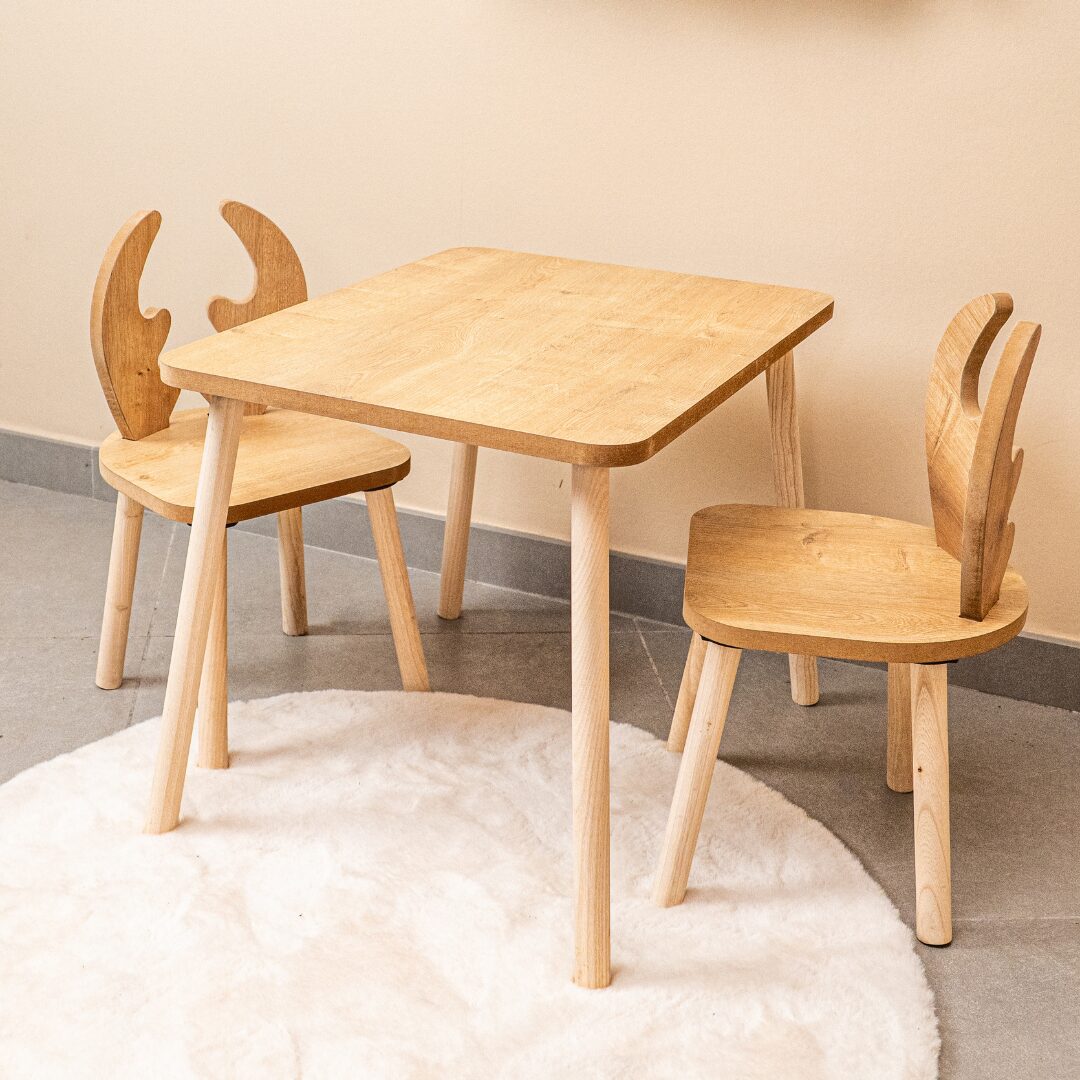 Table et Chaises Lapin Blanc Montessori en Bois Naturel