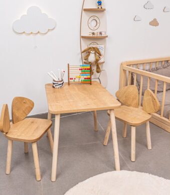Ensemble Table et 2 Chaises Oreilles Chien en Bois Naturel | Design Puppy - Table et Chaise Enfant Montessori Cozy Kids | Mobilier Bois Naturel