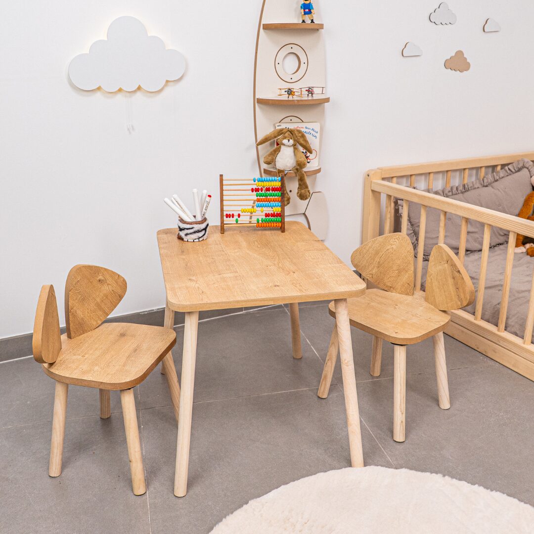 Ensemble Table et 2 Chaises Design Puppy en Bois Naturel