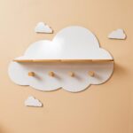 Étagère Murale Nuage avec 4 Patères en Bois | 2-en-1 Rangement & Accrochage - Rangement Chambre Enfant Cozy Kids | Mobilier Organisation Bois Naturel