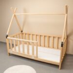 Lit Montessori Cabane Tipi en Bois Naturel avec Barrières - Lit Montessori Cabane Tipi Cozy Kids | Chambre Enfant Bois Naturel