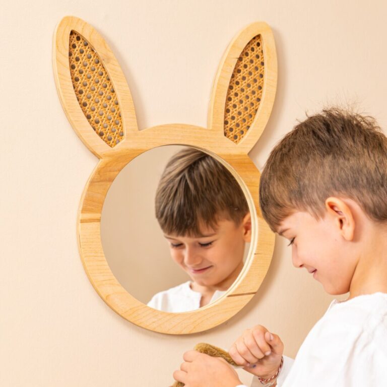 Miroir Décoratif Lapin en Bois Naturel avec Détails Cannage - Miroir Décoratif Enfant Cozy Kids | Décoration Chambre Bois Naturel