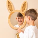 Miroir Décoratif Lapin en Bois Naturel avec Détails Cannage - Miroir Décoratif Enfant Cozy Kids | Décoration Chambre Bois Naturel