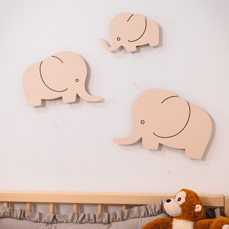 Veilleuses Murales LED Famille Éléphants en Bois Peint à la Main | Maman Papa Bébé - Veilleuse LED Bébé Cozy Kids | Nuage ou Ours en Bois Naturel