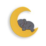 Veilleuse Murale LED Éléphant sur Lune en Bois Peint à la Main - Veilleuse LED Bébé Cozy Kids | Nuage ou Ours en Bois Naturel
