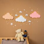 Veilleuse Murale LED Nuage en Bois Peint à la Main | Lumière Douce à Piles | 3 Couleurs - Veilleuse LED Bébé Cozy Kids | Nuage ou Ours en Bois Naturel