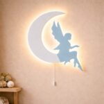 Veilleuse Murale Fée sur Lune LED Bois | Chambre Fille Magie