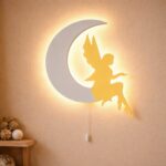 Veilleuse Murale Fée sur Lune LED Bois | Chambre Fille Magie