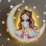 Veilleuse Murale LED Princesse assise sur la Lune